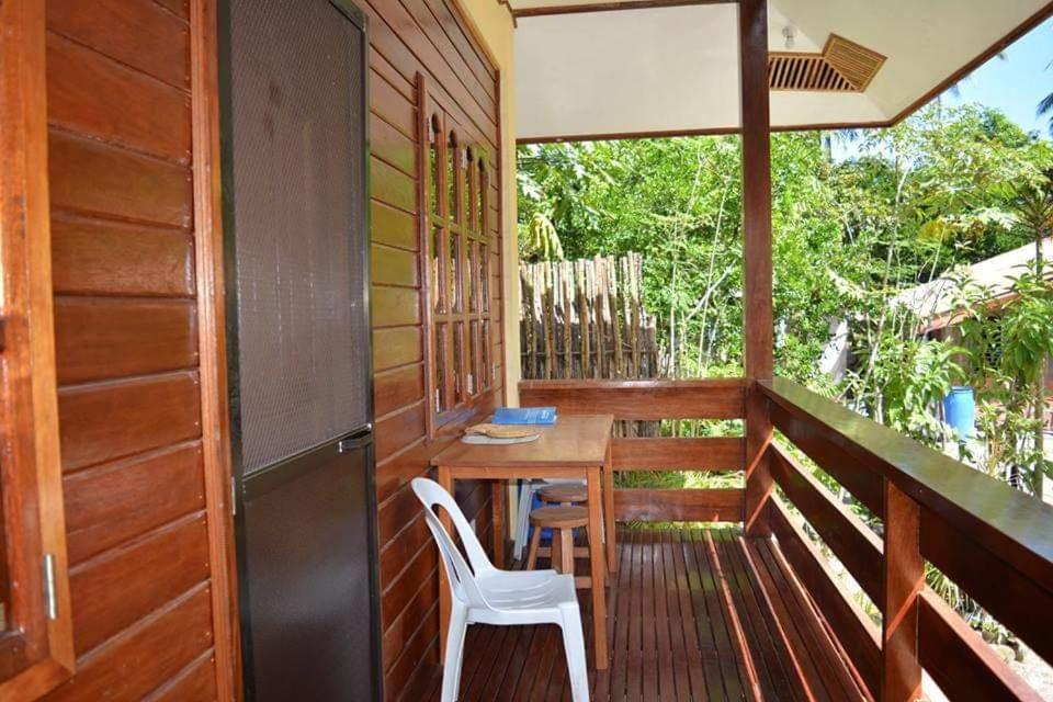 Nellie'S Tourist Inn- Port Barton San Vicente  Ngoại thất bức ảnh